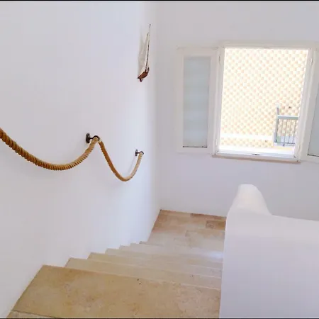 Casa Acquamarina 아파트 빌라노바 디 오스투니