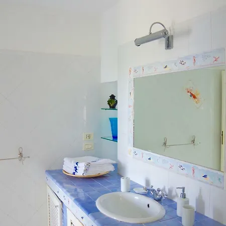 Casa Acquamarina Apartment *